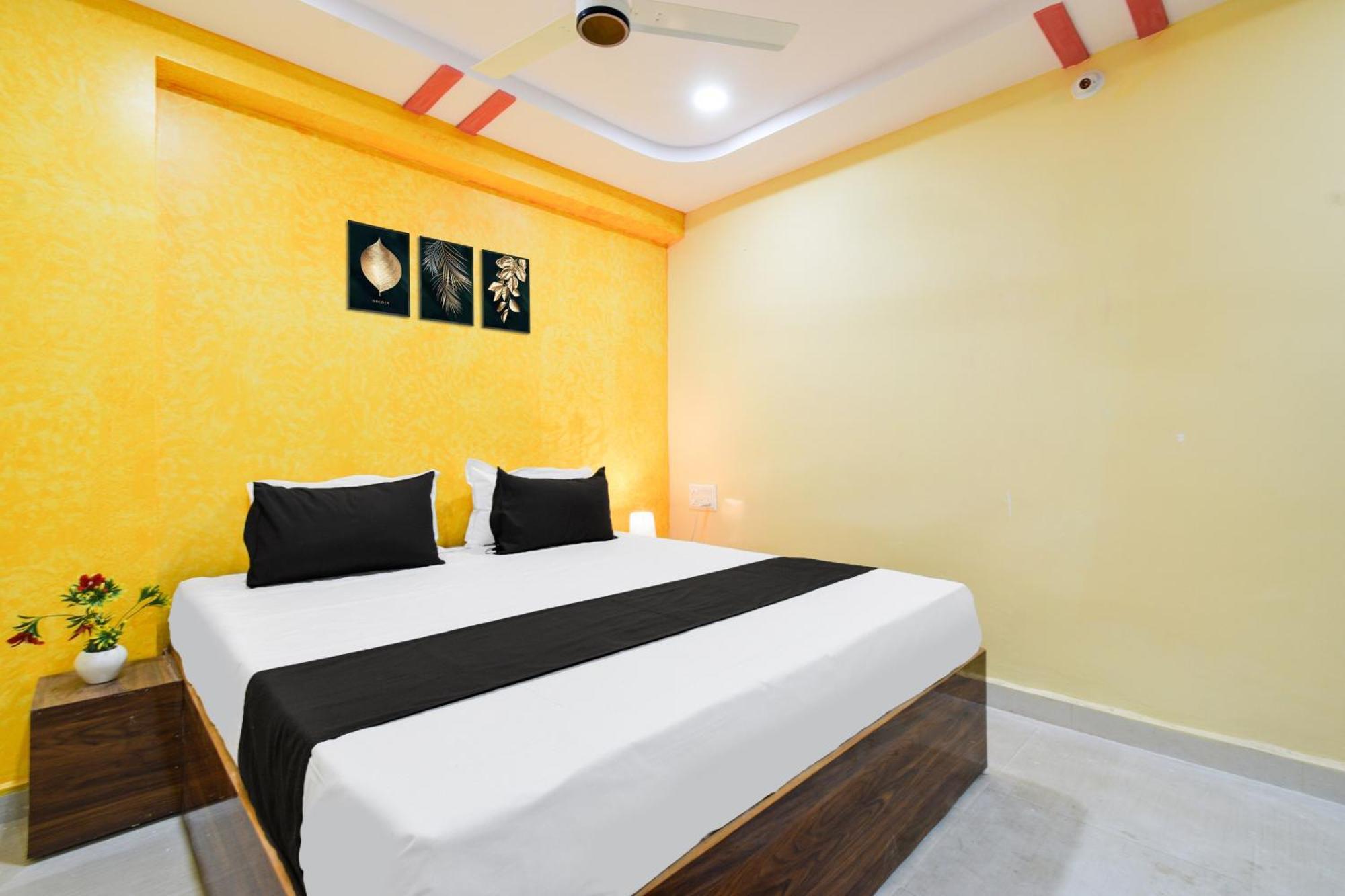 Hotel O Lucky Grand Hyderabad Exteriör bild