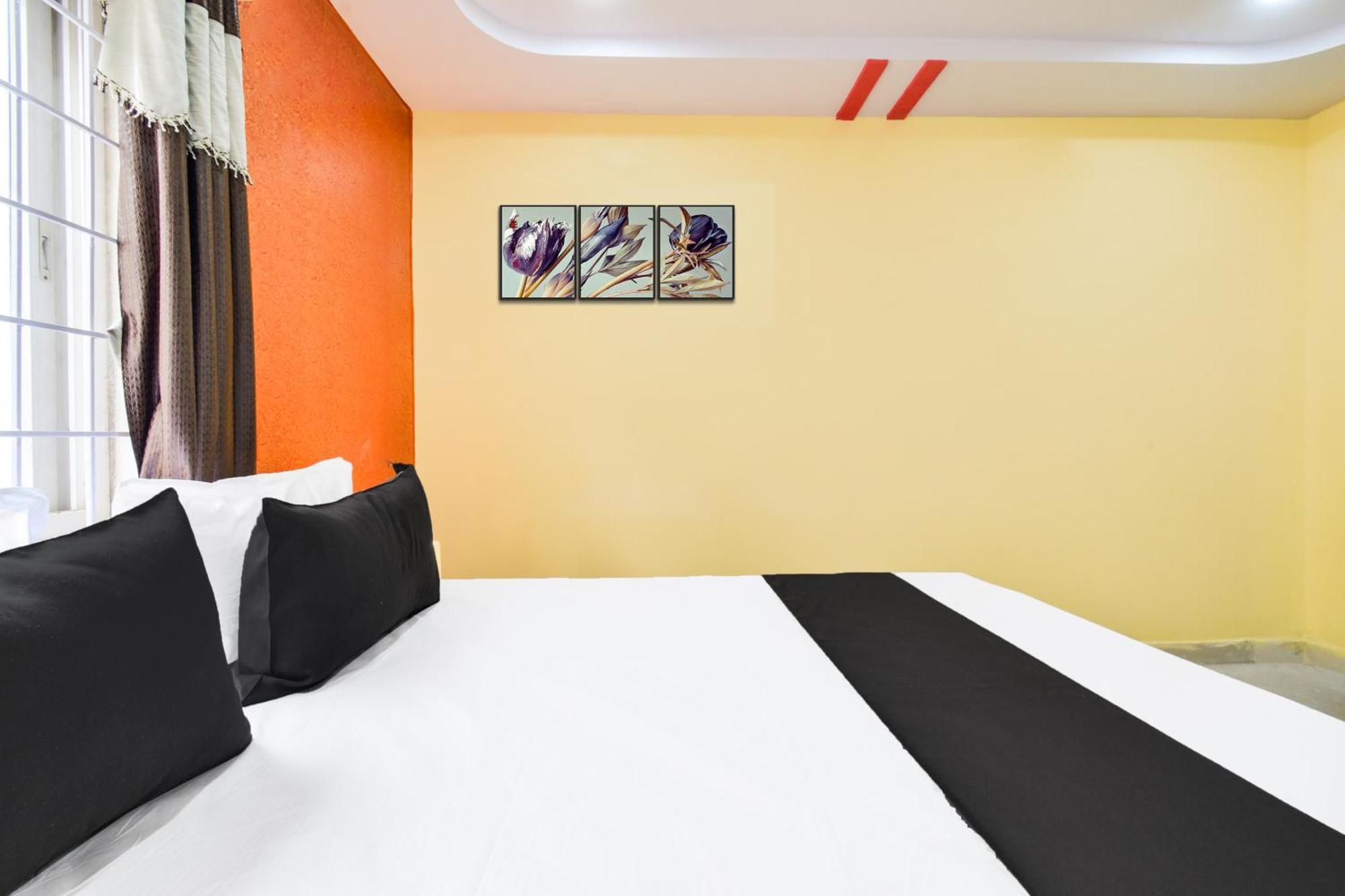 Hotel O Lucky Grand Hyderabad Exteriör bild