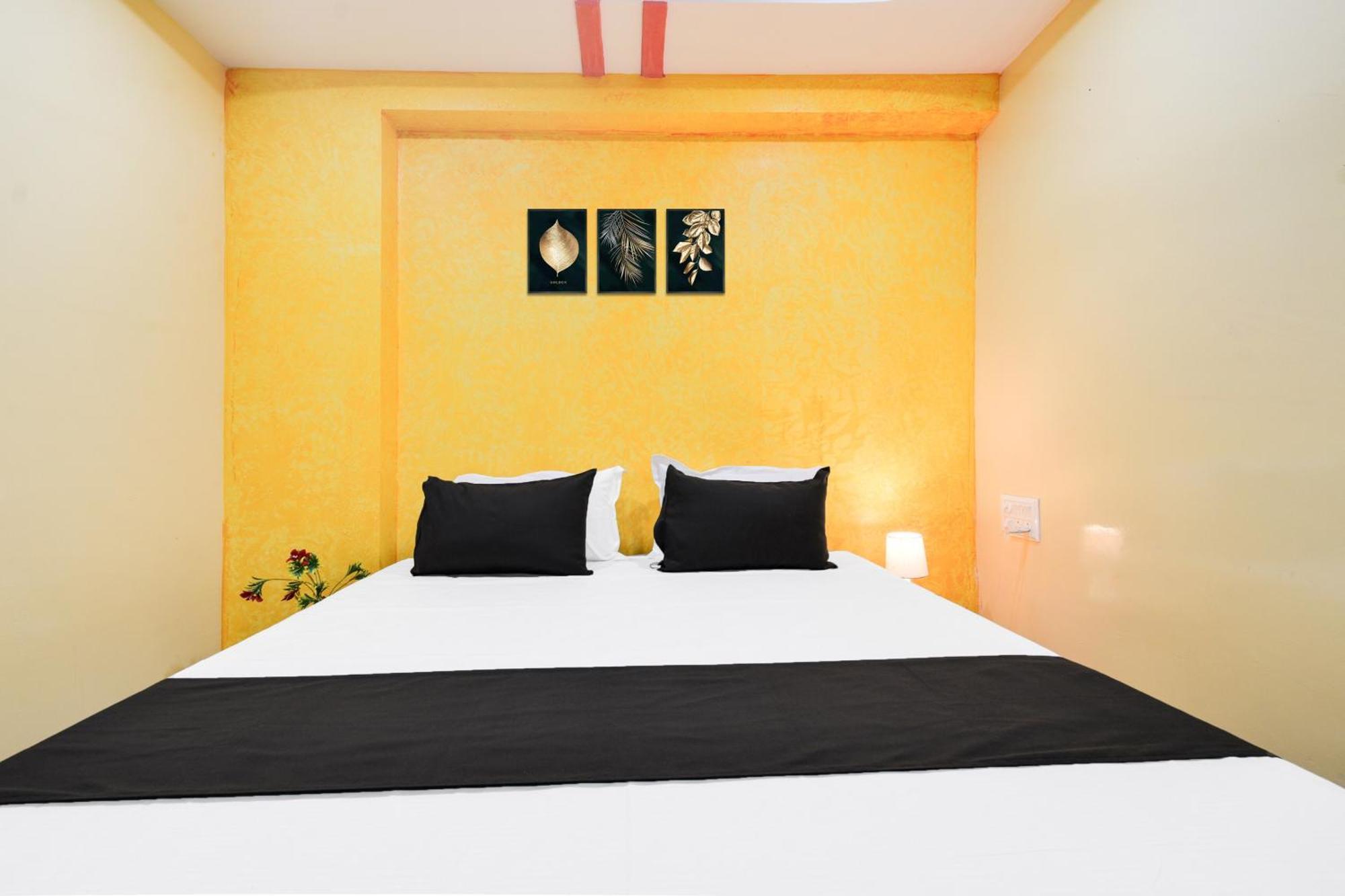 Hotel O Lucky Grand Hyderabad Exteriör bild